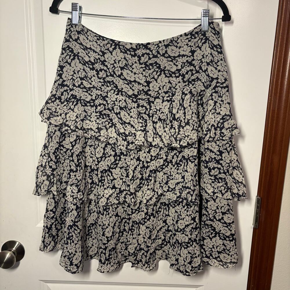 Lauren Ralph Lauren Silk Floral Tiered Skirt Petite 8P Blue White Ruffle A-Line - Picture 3 of 7